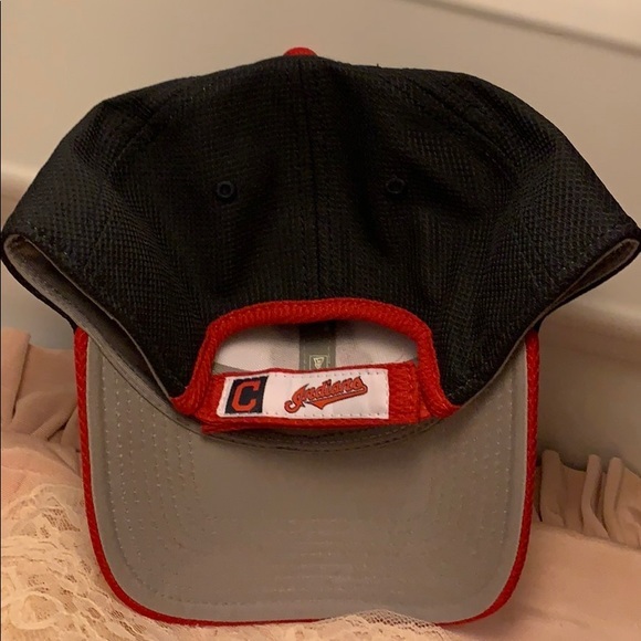 Indians cap like new - Picture 8 of 8